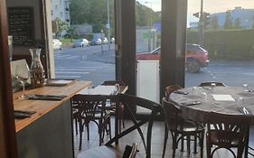 Hotel Aux Bons Amis